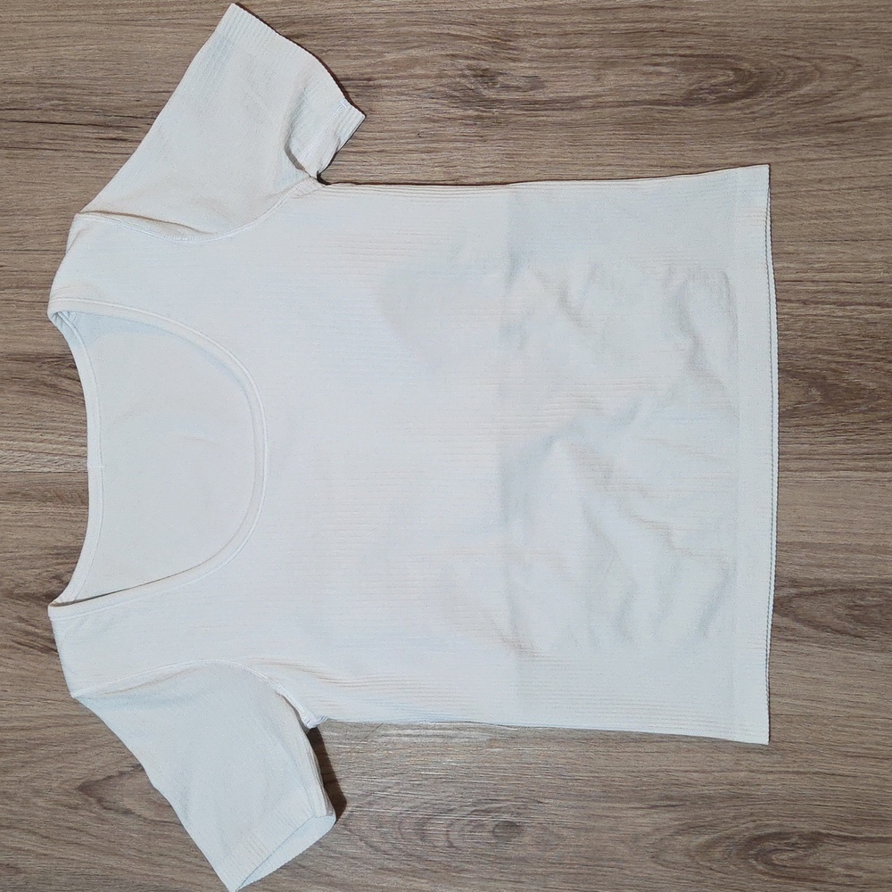 Lululemon Ebb to Street Short Sleeve Shirt *White Size 12